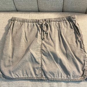 Caslon light green skirt size XL